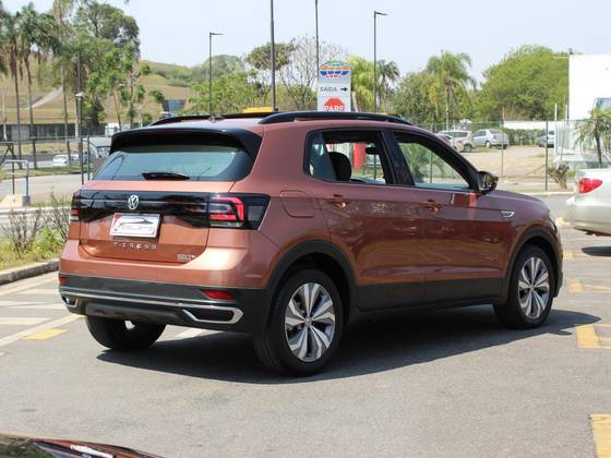 VOLKSWAGEN T-CROSS 1.0 200 TSI TOTAL FLEX COMFORTLINE AUTOMÁTICO